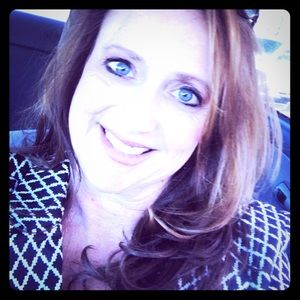 Meet your Posher, Paula
